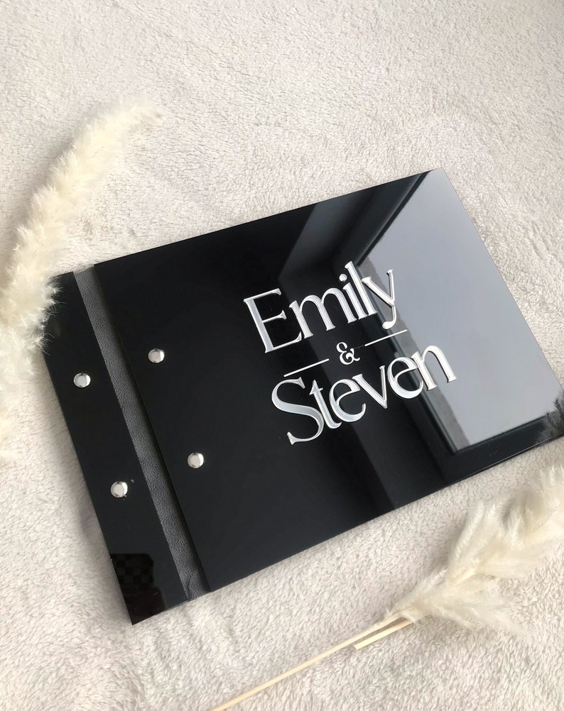 Personalized Guest Book - Buku Tamu Pernikahan Akrilik Hitam, Buku