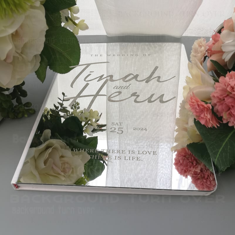 Buku Tamu Pernikahan Personal  - Personalized Guest Book ulasan dan harga